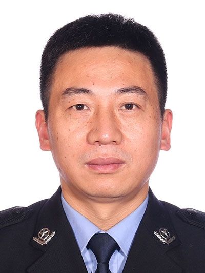 王志成(浙江省溫州市永嘉縣公安局黨委委員,法制大隊大隊長) 王志成(浙江省溫州市永嘉縣公安局黨委委員,法制大隊大隊長)
