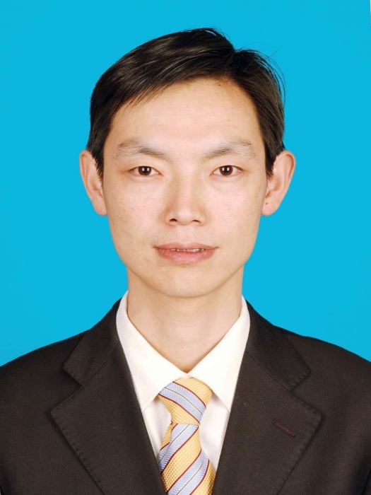 余青(湖北省神農架林區農業農村局黨組成員、副局長、二級主任科員) 余青(湖北省神農架林區農業農村局黨組成員、副局長、二級主任科員)