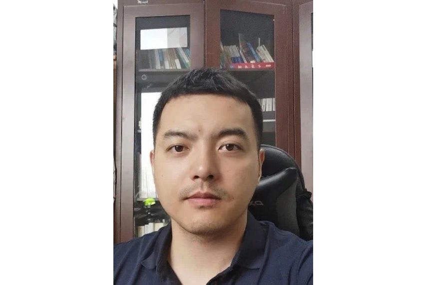 曹煒(中國人民大學法學院副教授) 曹煒(中國人民大學法學院副教授)