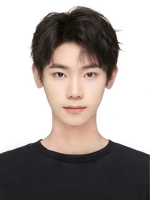 李澤毅 李澤毅