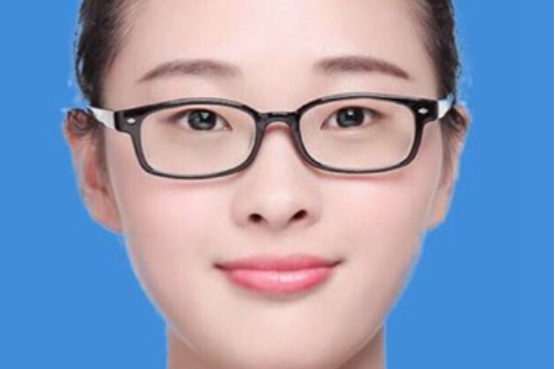 賴玲芳