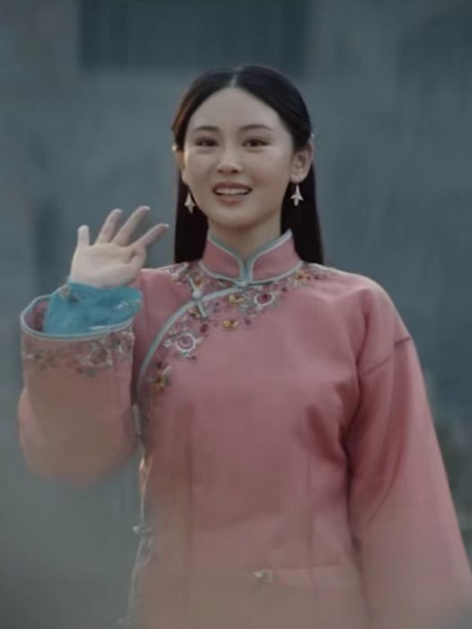 胡芸芸(懸疑驚悚電影《山村狐妻》中的角色) 胡芸芸(懸疑驚悚電影《山村狐妻》中的角色)