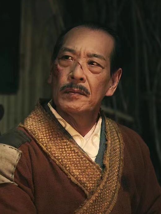 龍三(民國奇幻電影《千鶴先生》中的角色) 龍三(民國奇幻電影《千鶴先生》中的角色)