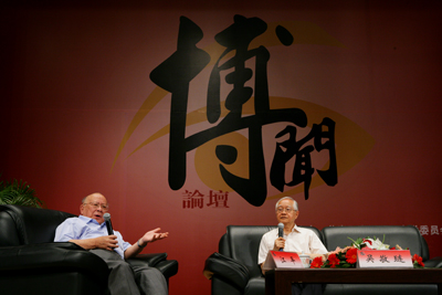 在中國政法大學，對話著名法學家江平