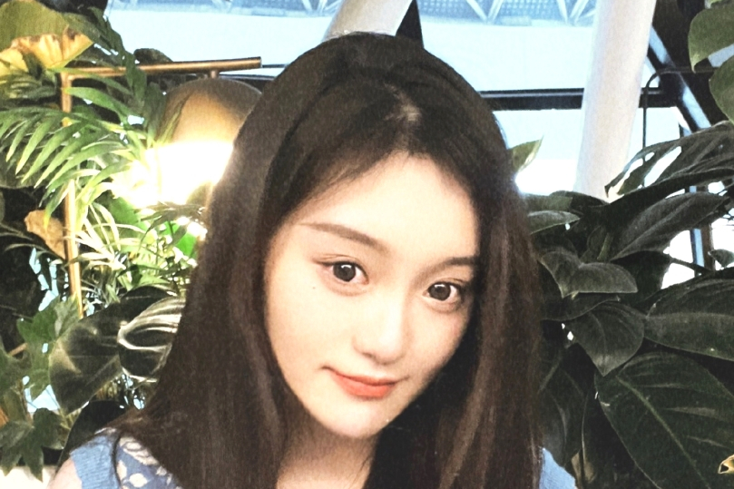 孫妮娜(中國職業桌球運動員周雨的妻子) 孫妮娜(中國職業桌球運動員周雨的妻子)