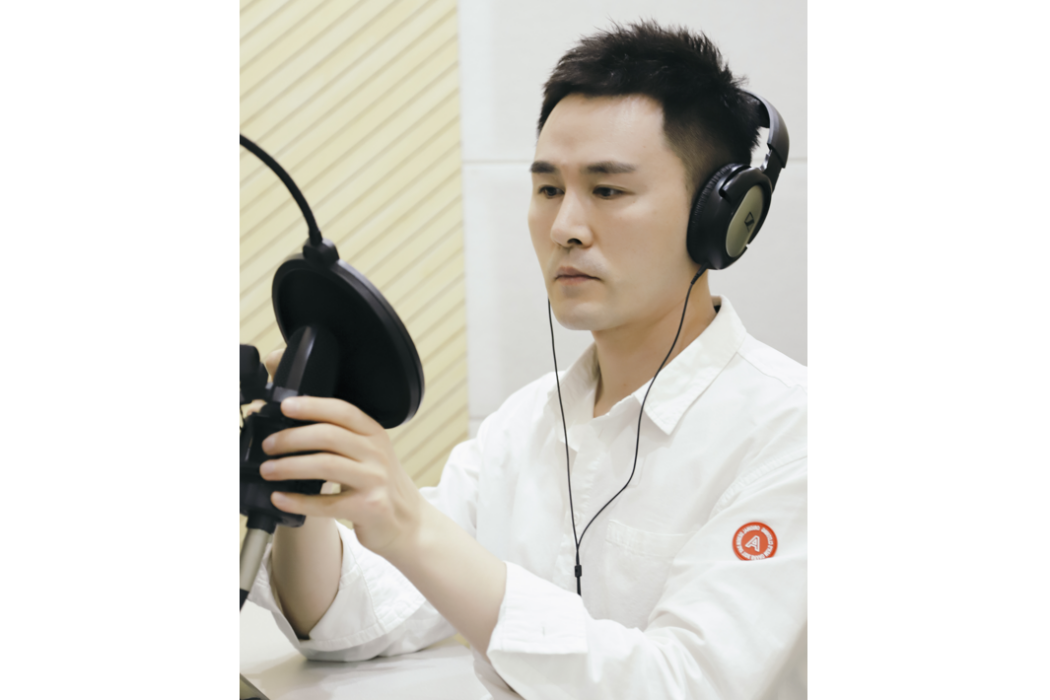 趙家傳(漳州電視台主播) 趙家傳(漳州電視台主播)