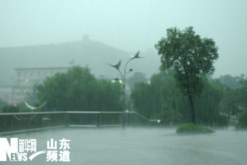湖上急雨 湖上急雨
