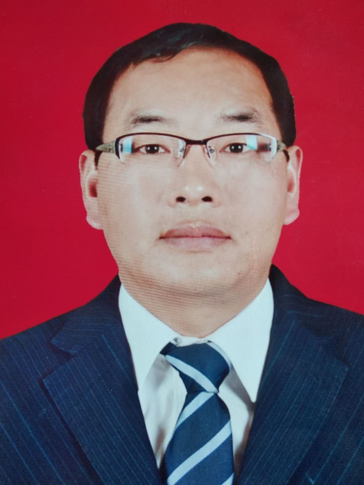 楊雲峰(雲南省楚雄彝族自治州祿豐市發展和改革局黨組成員、副局長) 楊雲峰(雲南省楚雄彝族自治州祿豐市發展和改革局黨組成員、副局長)