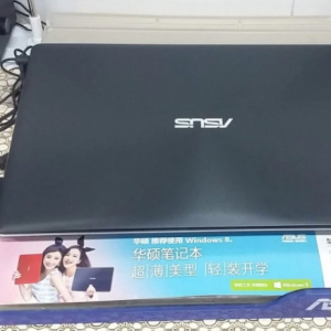 華碩A540UP 華碩A540UP
