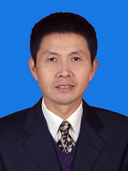 曾長青(鹹陽市財政局黨組副書記) 曾長青(鹹陽市財政局黨組副書記)