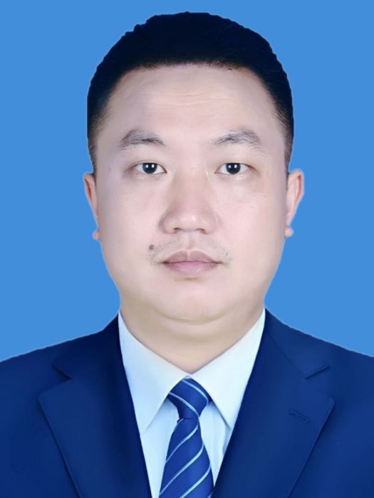 崔偉(貴州省獨山縣應急管理局黨委委員、副局長) 崔偉(貴州省獨山縣應急管理局黨委委員、副局長)