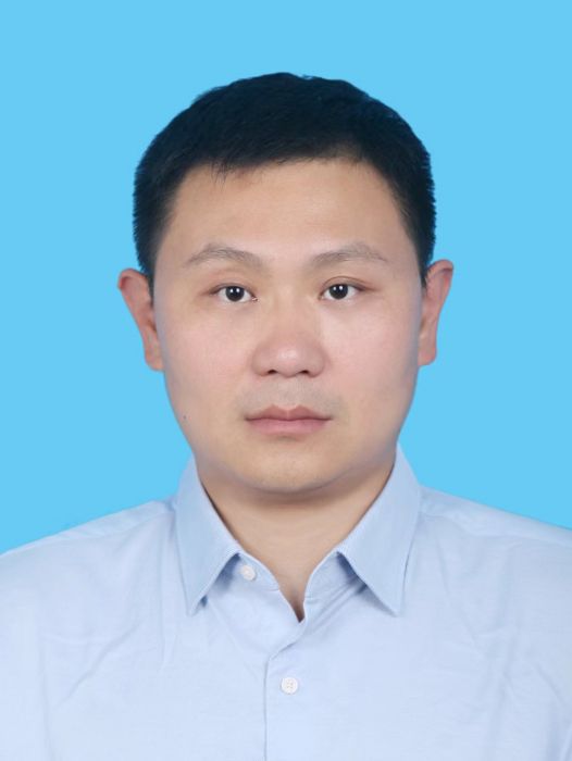 張正一(西藏自治區阿里地區交通運輸局黨組成員、副局長) 張正一(西藏自治區阿里地區交通運輸局黨組成員、副局長)