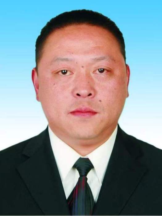 王珂(四川省成都市成都市郫都區信訪局黨組書記、局長,區人民政府辦公室副主任(兼)) 王珂(四川省成都市成都市郫都區信訪局黨組書記、局長,區人民政府辦公室副主任(兼))