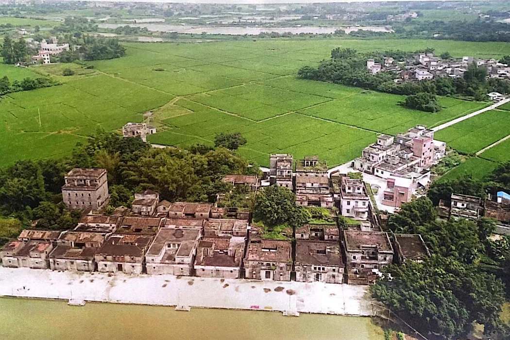 嶺尾村(廣東省江門市開平市赤坎鎮靈源行政村下轄自然村)