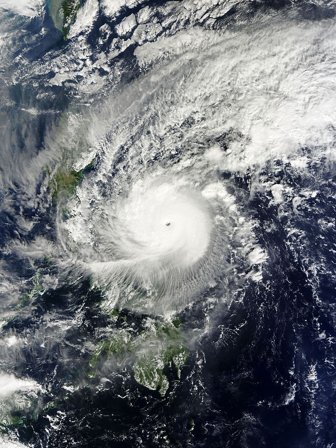 超強颱風洛坦 衛星雲圖