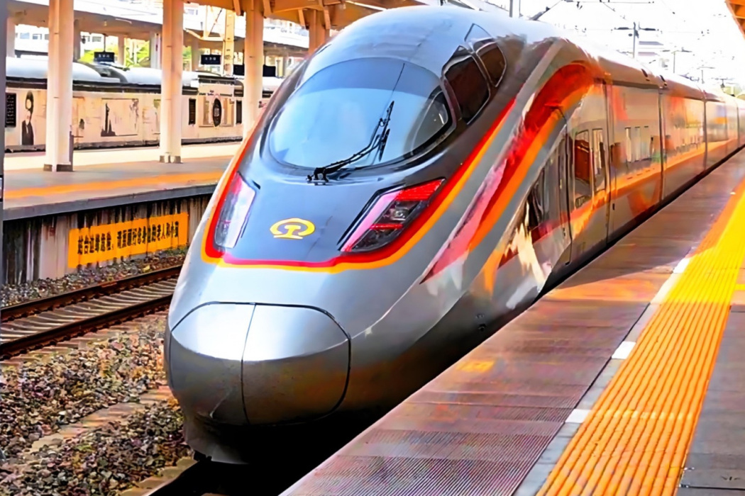 G816/G813次列車 G816/G813次列車