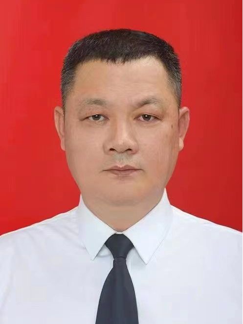 范勇(安徽省馬鞍山市紀委監委駐市公安局紀檢監察組組長、黨委委員) 范勇(安徽省馬鞍山市紀委監委駐市公安局紀檢監察組組長、黨委委員)