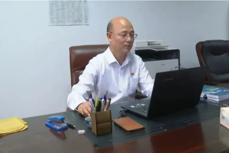 諶紅輝 諶紅輝