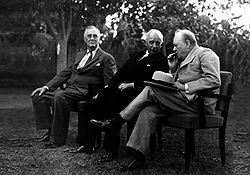 1943年羅斯福，伊諾努和邱吉爾會談