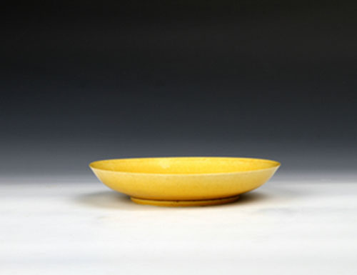 景德鎮窯黃釉盤