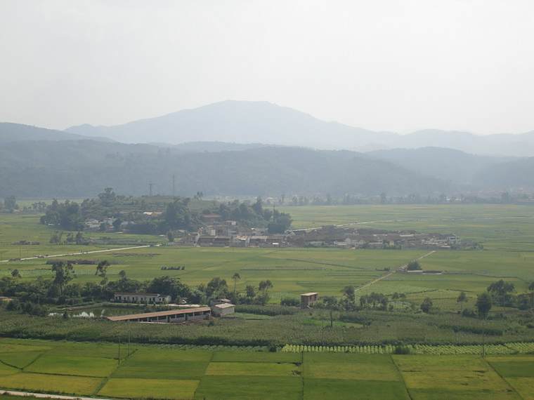 柿花園村(西山區團結鎮永靖行政村下轄村) 柿花園村(西山區團結鎮永靖行政村下轄村)
