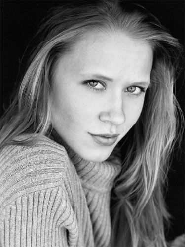 梅瑞迪斯·麥考伊(Meredith McCoy) 梅瑞迪斯·麥考伊(Meredith McCoy)