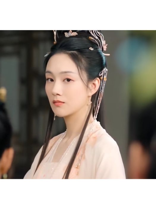 嬰寧(電視劇《逍遙》中的角色) 嬰寧(電視劇《逍遙》中的角色)