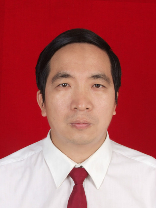 曾海雄(貴港市農業農村局副局長) 曾海雄(貴港市農業農村局副局長)