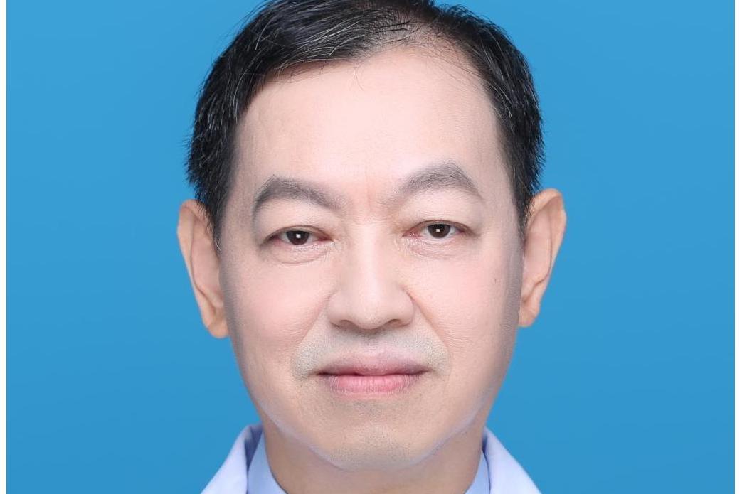 游文健 游文健