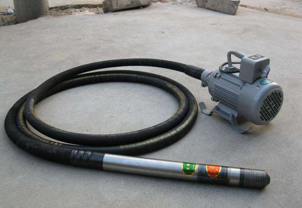 版振動器 版振動器