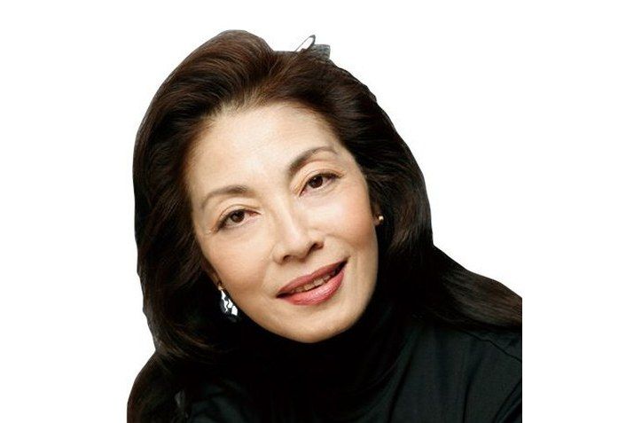 麻實麗(日本演員)