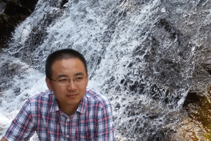 杜鋼(首都師範大學教育學院副教授) 杜鋼(首都師範大學教育學院副教授)