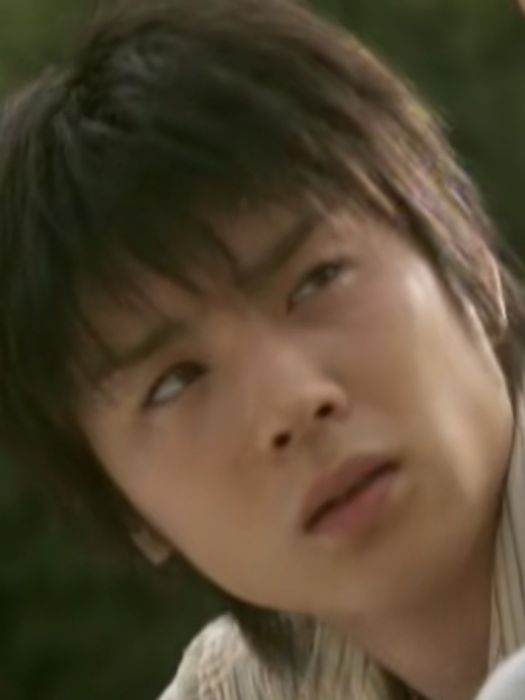 尾白高志 尾白高志