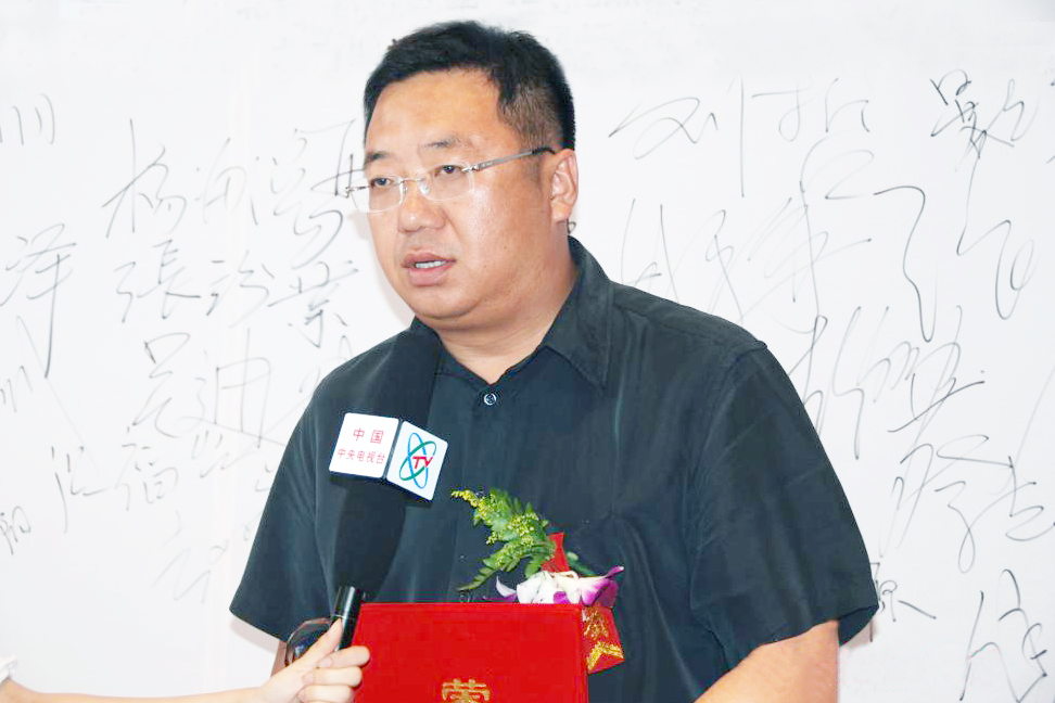 楊剛(北京聖勞倫斯散熱器製造有限公司法人及執行董事) 楊剛(北京聖勞倫斯散熱器製造有限公司法人及執行董事)