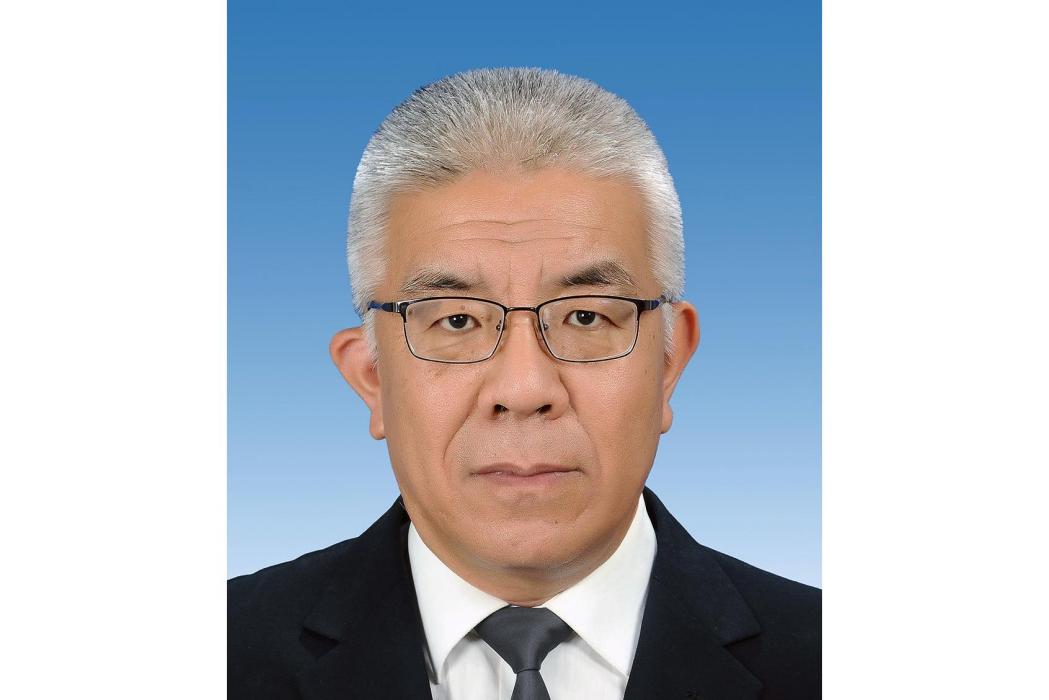 張旭東(遼寧省統計局黨組成員、調查隊隊長) 張旭東(遼寧省統計局黨組成員、調查隊隊長)