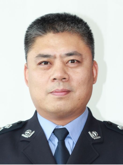 王艷旭(河北省任丘市人民政府黨組成員、副市長、公安局局長) 王艷旭(河北省任丘市人民政府黨組成員、副市長、公安局局長)