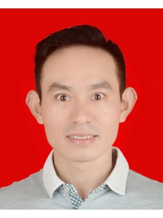 王啟剛(四川省內江煌旭建設工程公司董事長) 王啟剛(四川省內江煌旭建設工程公司董事長)