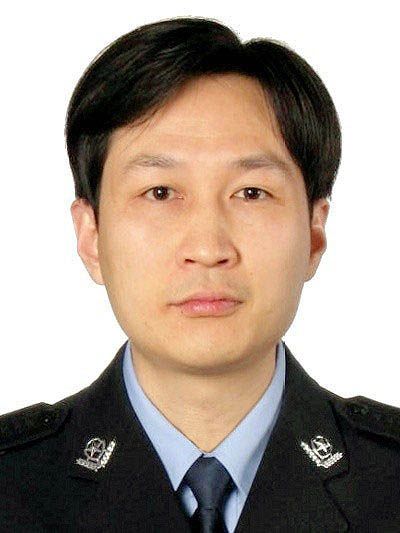 秦文濤(安徽省蕪湖市公安局副局長(二級高級警長)) 秦文濤(安徽省蕪湖市公安局副局長(二級高級警長))