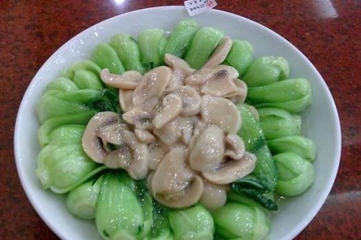 口蘑扒菜心 口蘑扒菜心