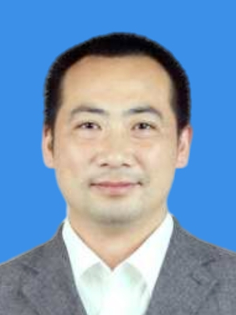 何軍(重慶市巫山縣經信委黨委委員、副主任) 何軍(重慶市巫山縣經信委黨委委員、副主任)