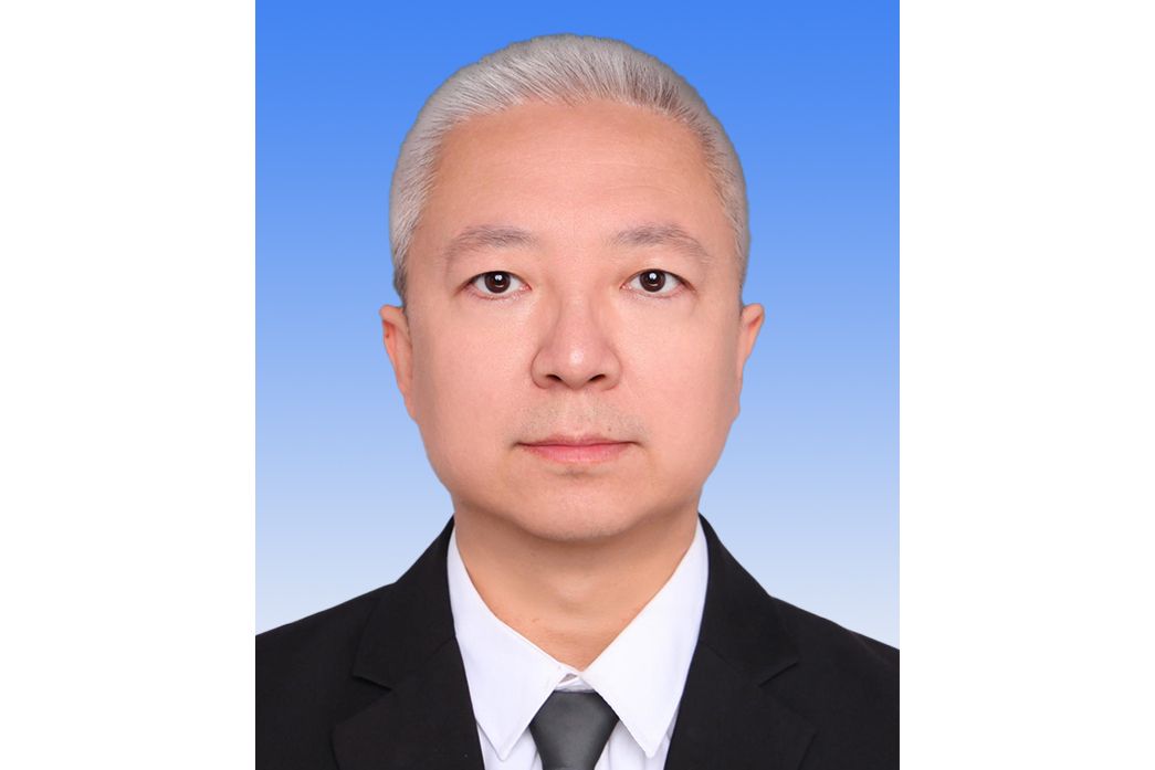 譚海峰(遼寧省阜新市民政局黨組成員、副局長,市老齡工作委員會辦公室主任(兼)) 譚海峰(遼寧省阜新市民政局黨組成員、副局長,市老齡工作委員會辦公室主任(兼))