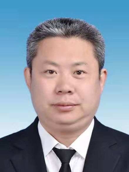 潘峰(山東省泰安市東平縣司法局黨組成員、副局長) 潘峰(山東省泰安市東平縣司法局黨組成員、副局長)