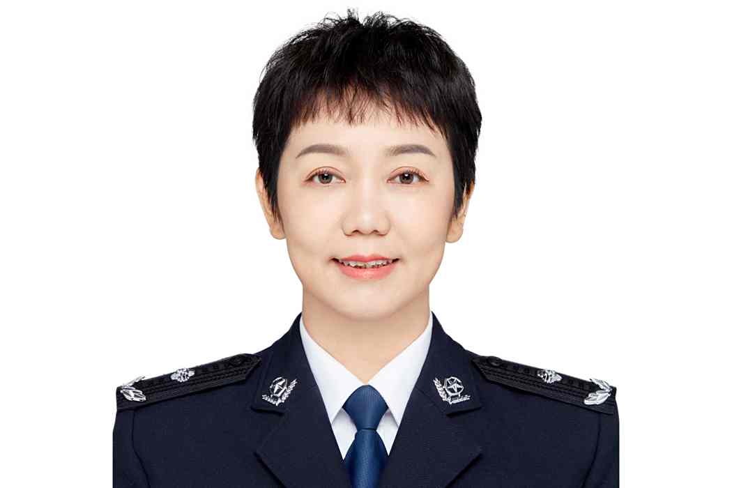 李秋(廣西壯族自治區戒毒管理局紀委書記、黨委委員) 李秋(廣西壯族自治區戒毒管理局紀委書記、黨委委員)