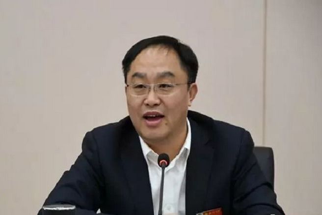 王鎮波 王鎮波