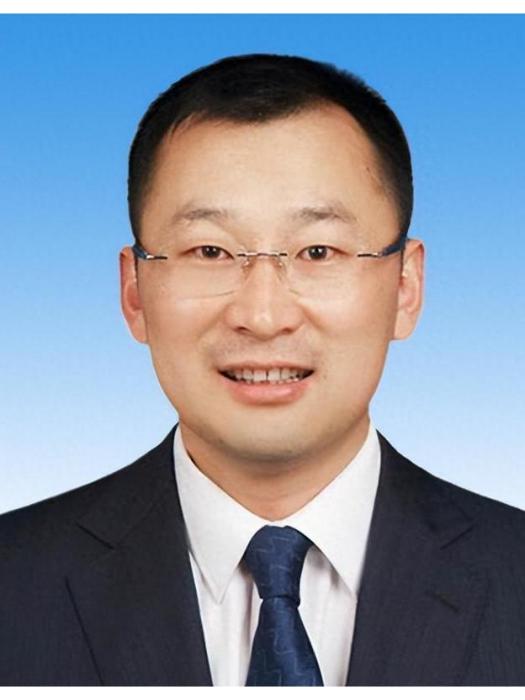 孫旭東(瀋陽音樂學院黨委委員、副書記) 孫旭東(瀋陽音樂學院黨委委員、副書記)