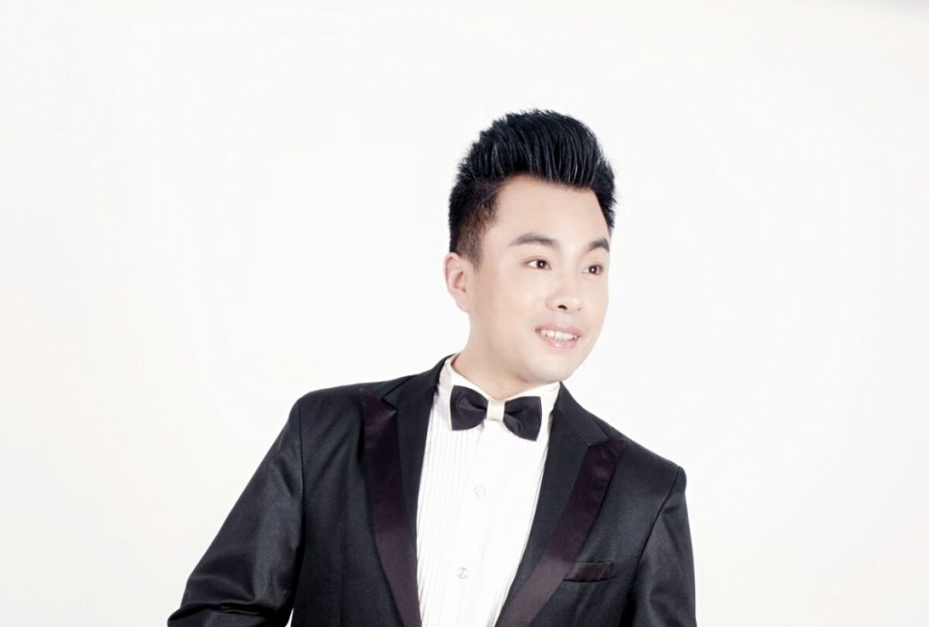 高輝(中國內地歌手) 高輝(中國內地歌手)