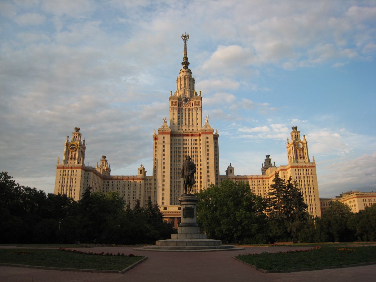莫斯科大學