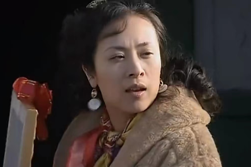 李嵐(2008年王志文、梅婷主演的電視劇《幸福還有多遠》中的角色) 李嵐(2008年王志文、梅婷主演的電視劇《幸福還有多遠》中的角色)