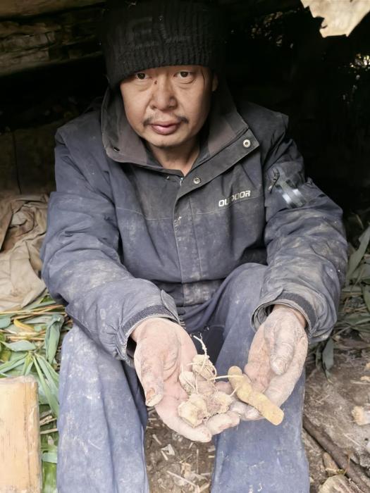 祁存棟