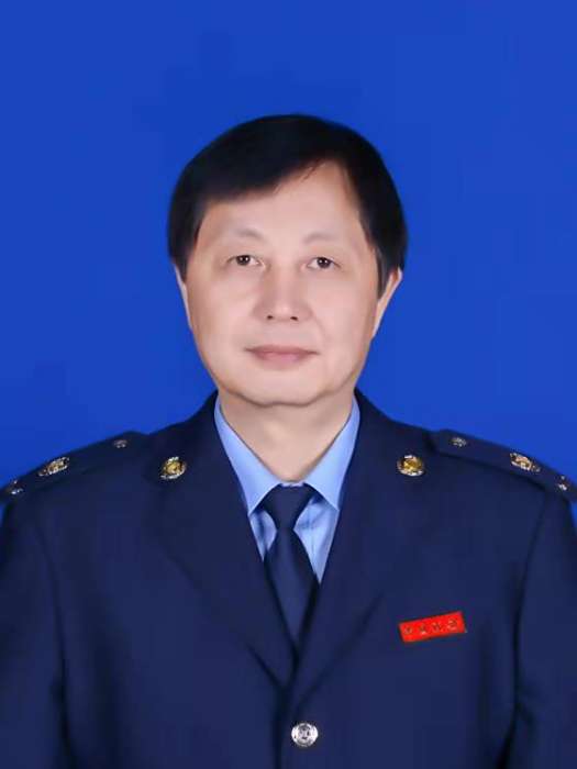 唐福臣 唐福臣